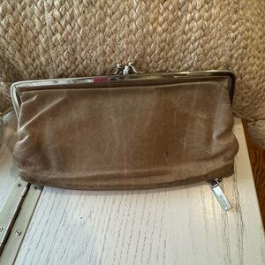 Hobo wallet with bottom zip!